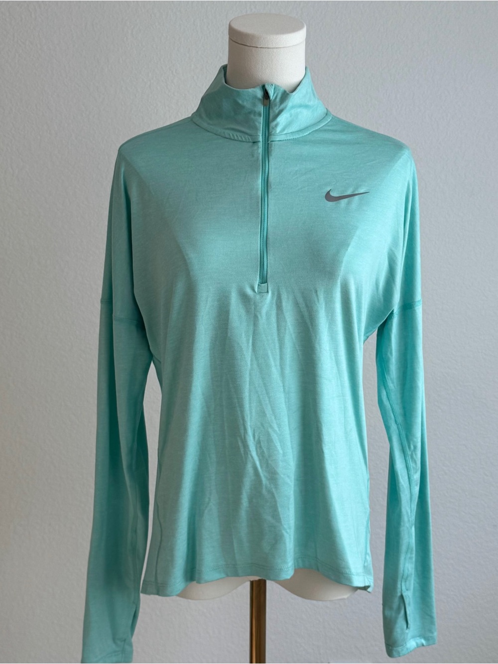 Nike Women’s Mint Green Quarter-Zip Long Sleeve Top